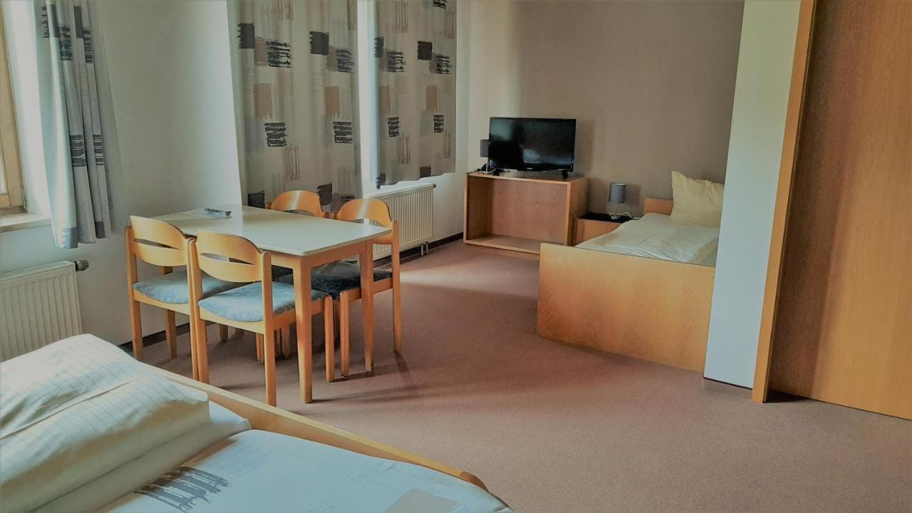 Landgasthof Schwarz Windsbach 外观 照片